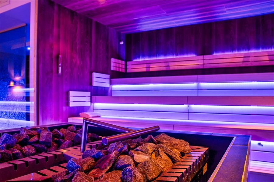 Sauna im Wellnessbereich